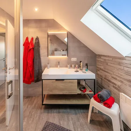 Holiday home Premiumhaus Thiazi - Fh 15 *
